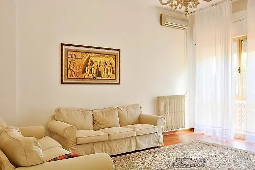 Florinda B&B Viareggio 0*,
